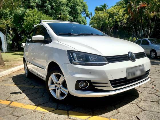VOLKSWAGEN FOX 1.6 MSI HIGHLINE 16V FLEX 4P AUTOMATIZADO VOLKSWAGEN FOX 1.6 MSI HIGHLINE 16V FLEX 4P AUTOMATIZADO